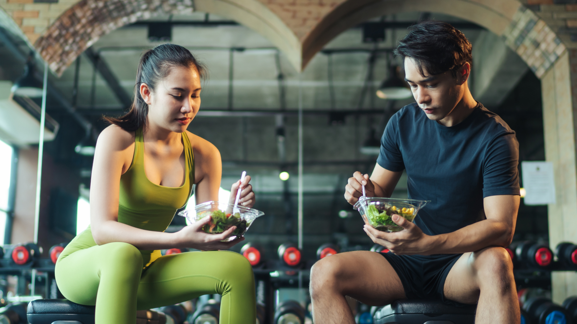 Couple eat to boost creatine powder results