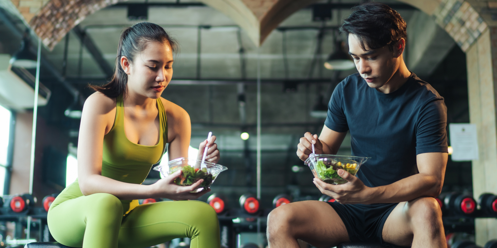 Couple eat to boost creatine powder results